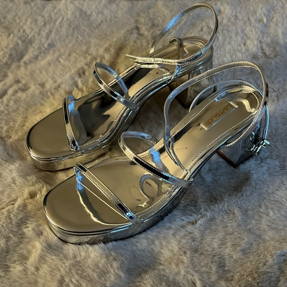 Larroude Gio sandals